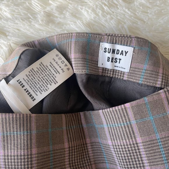 Aritzia Sunday Best Fit and Flare Mini Skirt - Picture 3 of 4